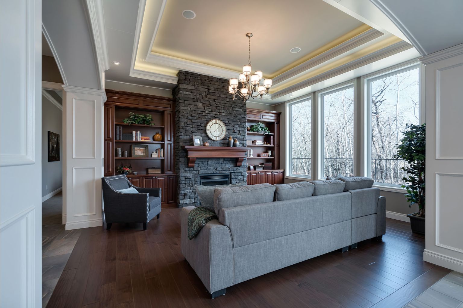 Vantage Floorcovering in Leduc offers 150 years of flooring installation experience. Vantage Flooring offers top notch service in their installations and after sales care.